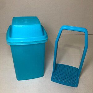 Tupperware Pickle Keeper Container With Lid 1330 - Blue